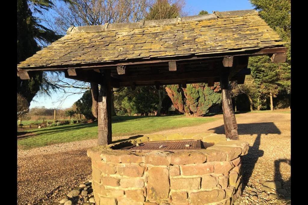 Brownhills Villa Eaton  Luaran gambar